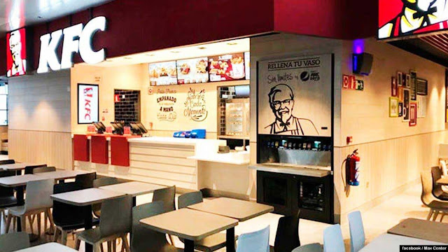 Restaurante KFC en Max Center