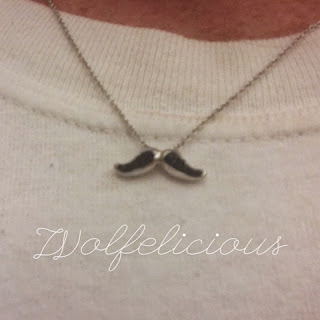 photo of mustache necklace wolfelicious