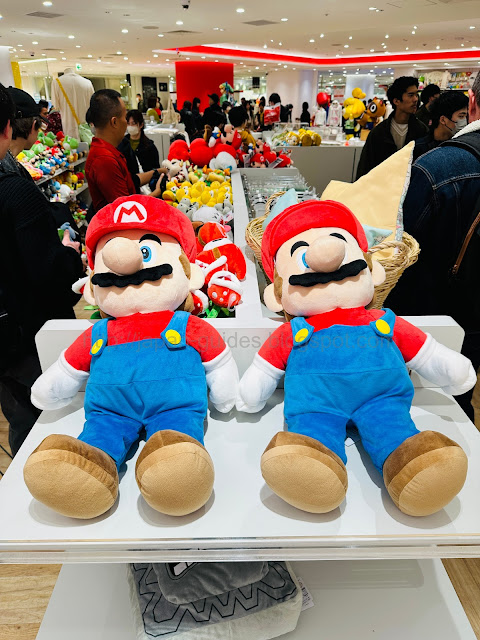 ตุ๊กตา Mario Nintendo Store Osaka