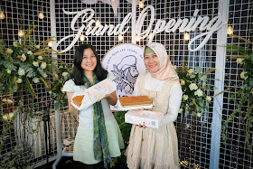 Vincake: Cake Oleh-oleh Bandung Persembahan Penuh Cinta dari Vino dan Marsha