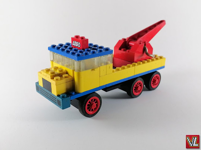 set LEGO 382 Breakdown Truck and Car