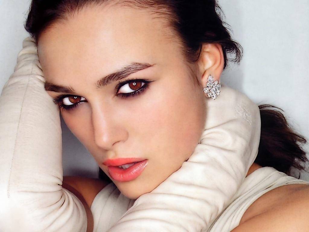 Keira Knightley Hairstyles Pictures, Long Hairstyle 2011, Hairstyle 2011, New Long Hairstyle 2011, Celebrity Long Hairstyles 2064