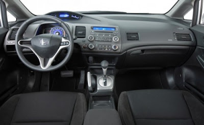 Honda Civic Hybrid Silver Pictures 4