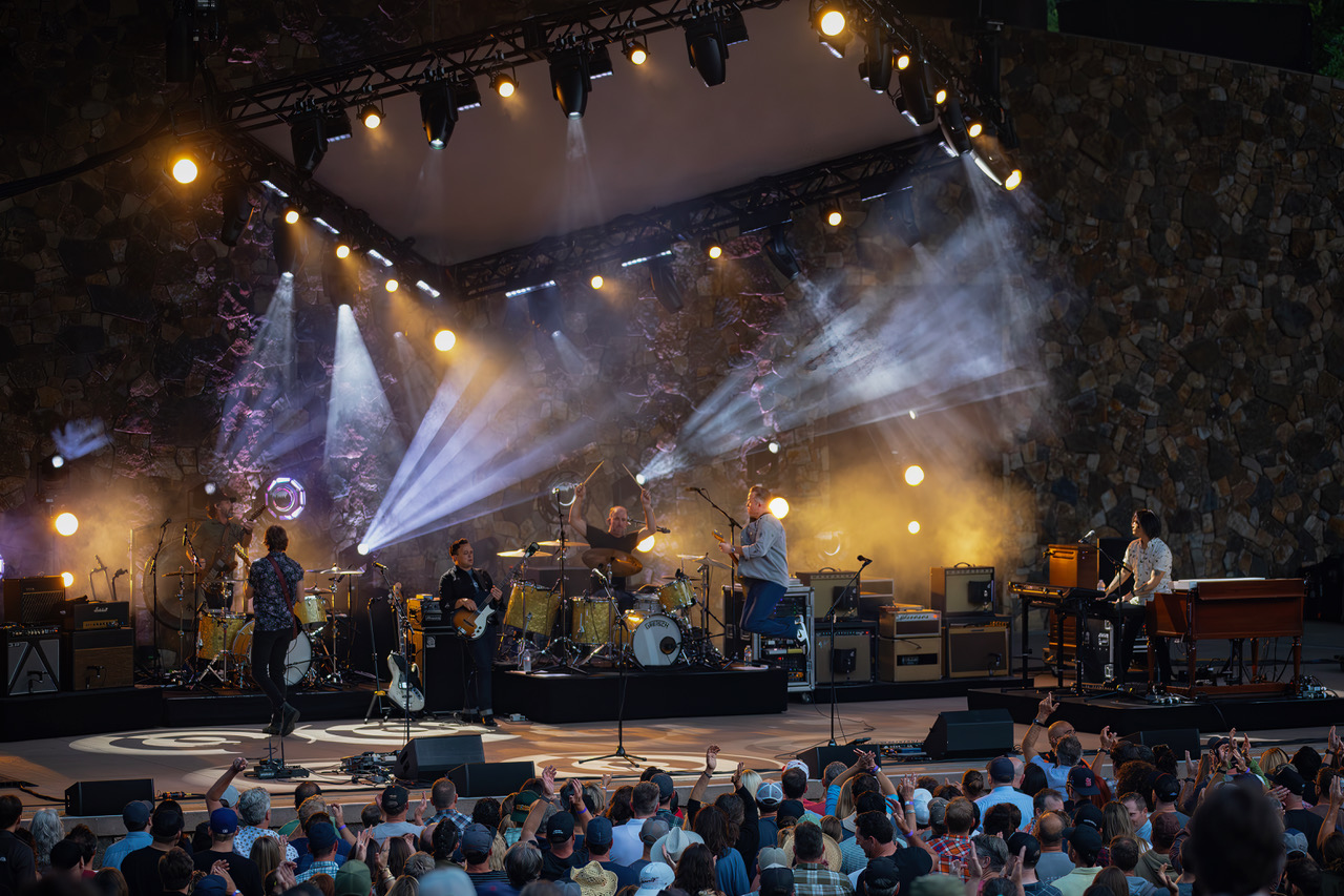 Jason Isbell and the 400 Unit @ Frost Amphitheater (Photo: Sean Reiter)