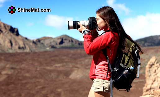 Girl with dslr camera