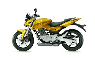 Motorcycle Bajaj Pulsar 220 Gold Street Racing Modified