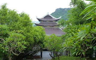 La Pagoda Bai Dinh. Phap Chu Temple.