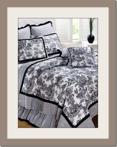 Black Toile de Jouy Quilt Set