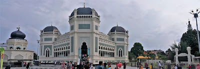 Gambar Masjid Raya al-Mashun Sebagai Masjid Raya Medan Yang Megah