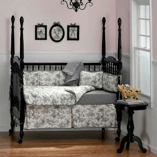 Black and white baby bedding