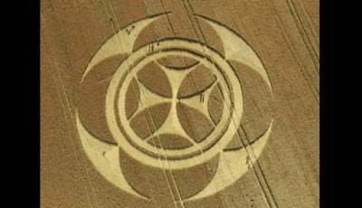 Crop Circle 'Templar' Yang Misterius Muncul Di Prancis