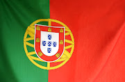 . em Vila Nova de Gaia. um lugar óptimo para relaxar e namorar um . (bandeira portugal)