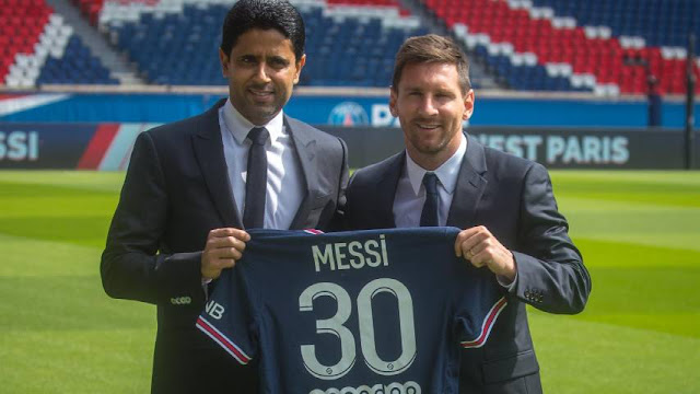 París recibe con euforia a Messi (+FOTOS)