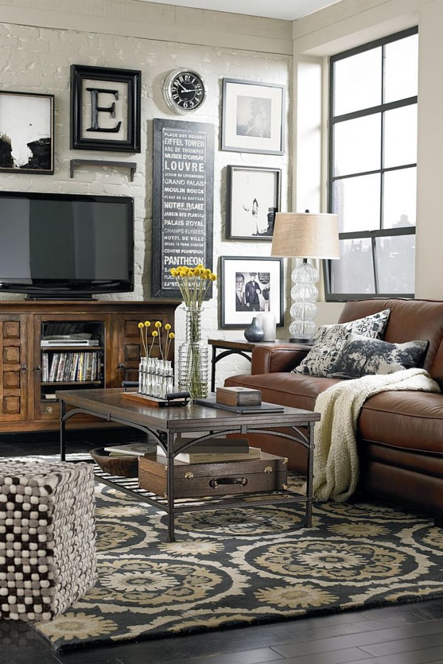  Tips  for Decorating  Around  the TV  from Thrifty Decor  Chick