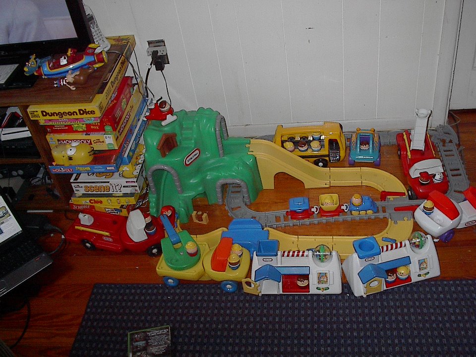 The Ambitious Toy Collector: Little Tikes Toddle Tots