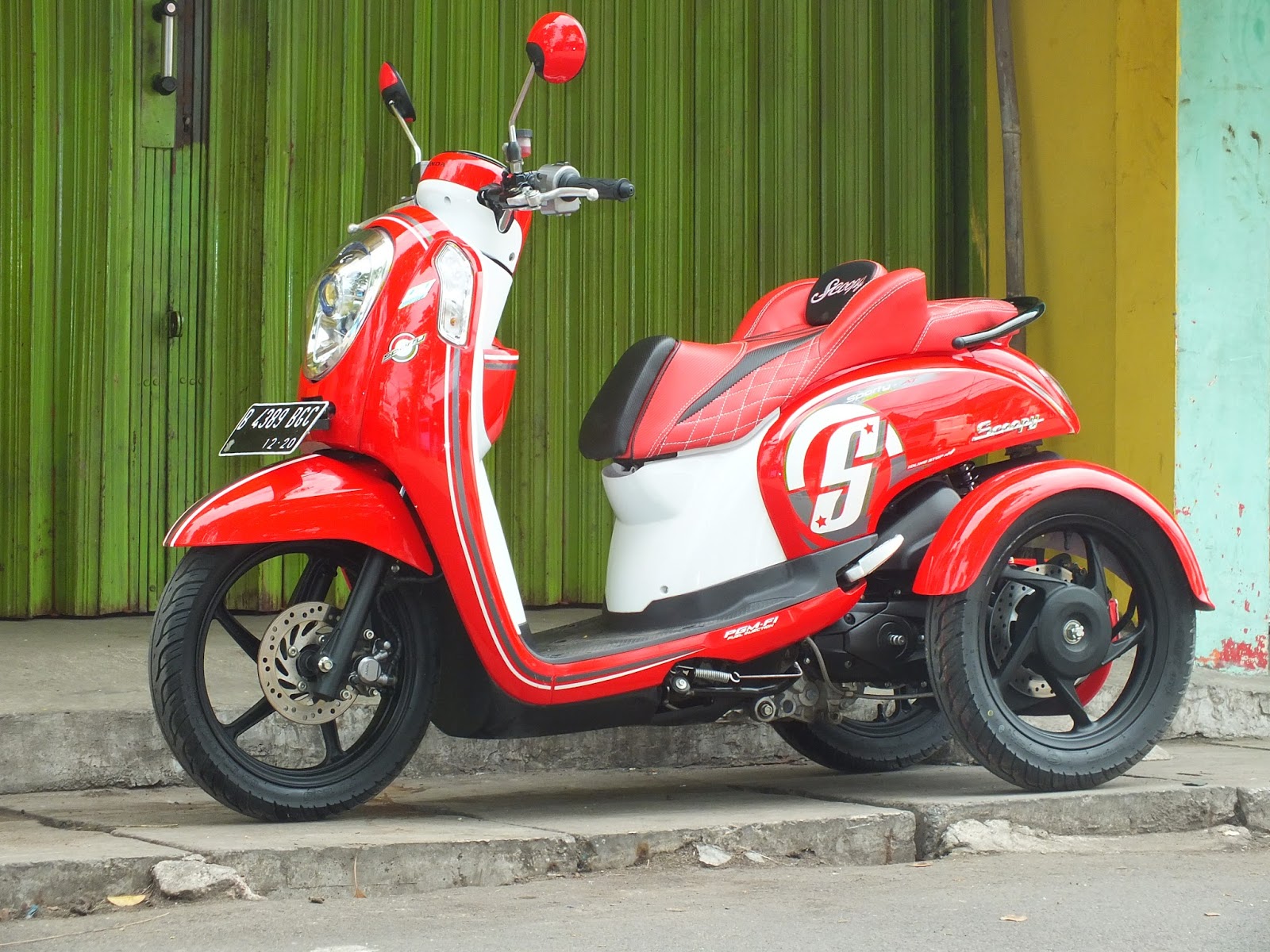 90 Gambar Modif Scoopy Merah Putih Kumpulan Modifikasi Motor