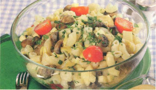 Salată de paste cu ciuperci