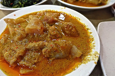 Minang House Traditional Nasi Padang, curry beef tendon