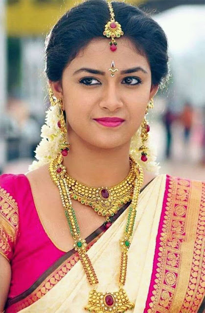 Keerthi Suresh Picture in White Saree