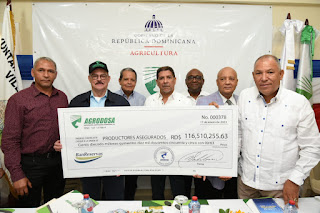  Gobierno paga más de RD$116 millones de pesos a 975 productores afectados por huracán Fiona en el Nordeste* 