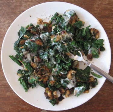 pan-fried white beans with spinach and yogurt
