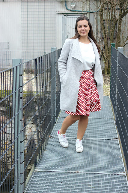 manteau pimkie, jupe mademoiselle R, look emprunté, les petites bulles de ma vie