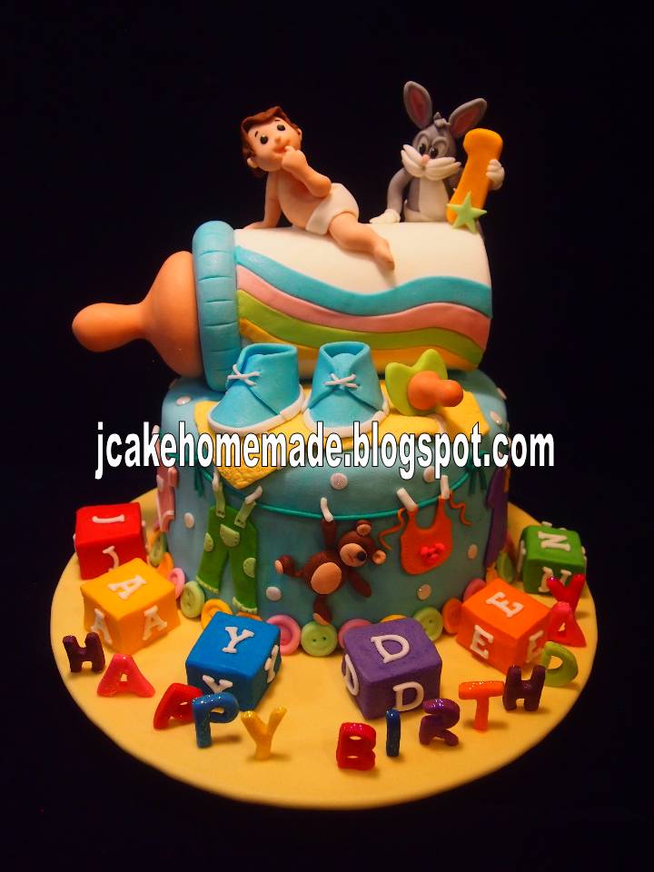 Jcakehomemade: Baby bottle birthday cake