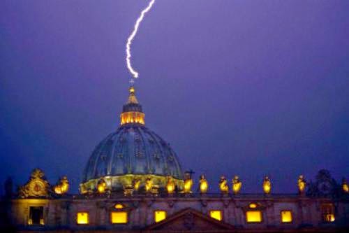 Unsealed Alien Files S01E04 Aliens And The Vatican