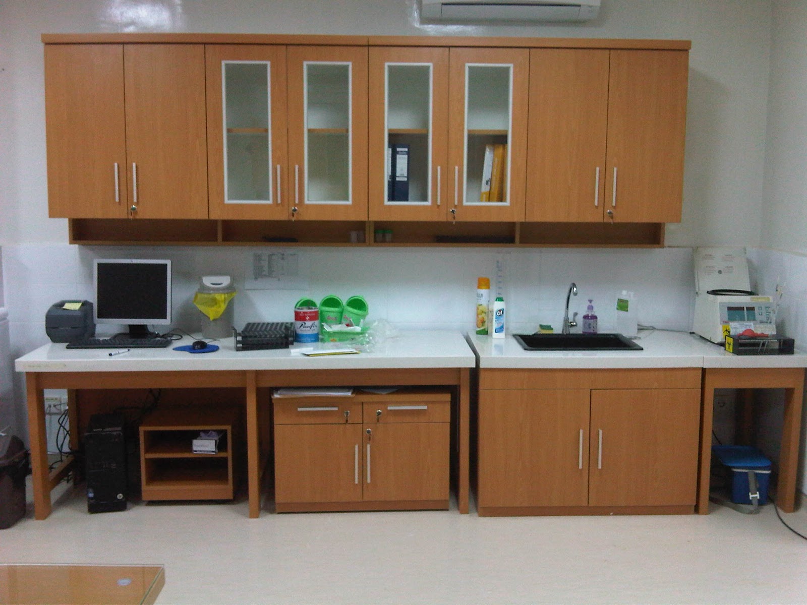 Contoh Gambar Lemari Gantung Dapur Minimalis Kamar Minimalis Contoh Gambar Lemari Gantung Dapur Minimalis Kamar Minimalis