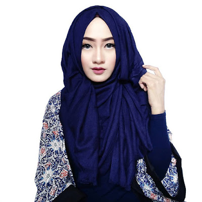 Model Hijab Syar'i modis Di Bulan Ramadhan