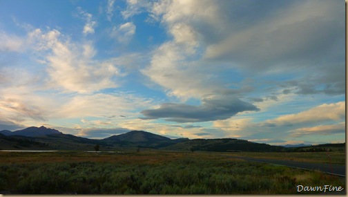 Yellowstone dawns_20090906_089