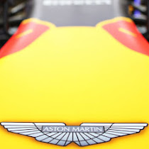 Aston Martin se une al circo, ¿dónde está el truco?