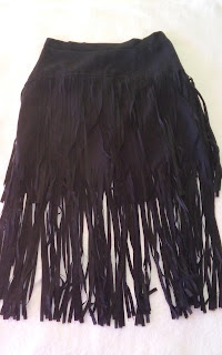 www.oasap.com/skirts/61340-chic-faux-suede-tasseled-skirt.html?Starfish_fashion