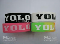 Bracelet Yolo1