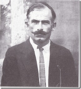 2 ) Λούτσοβος Ιωάννης του  Νικολ. γεν.1883 στο Λούτσοβο . σκοτώθηκε  από  Γερμανούς  12-9-1943