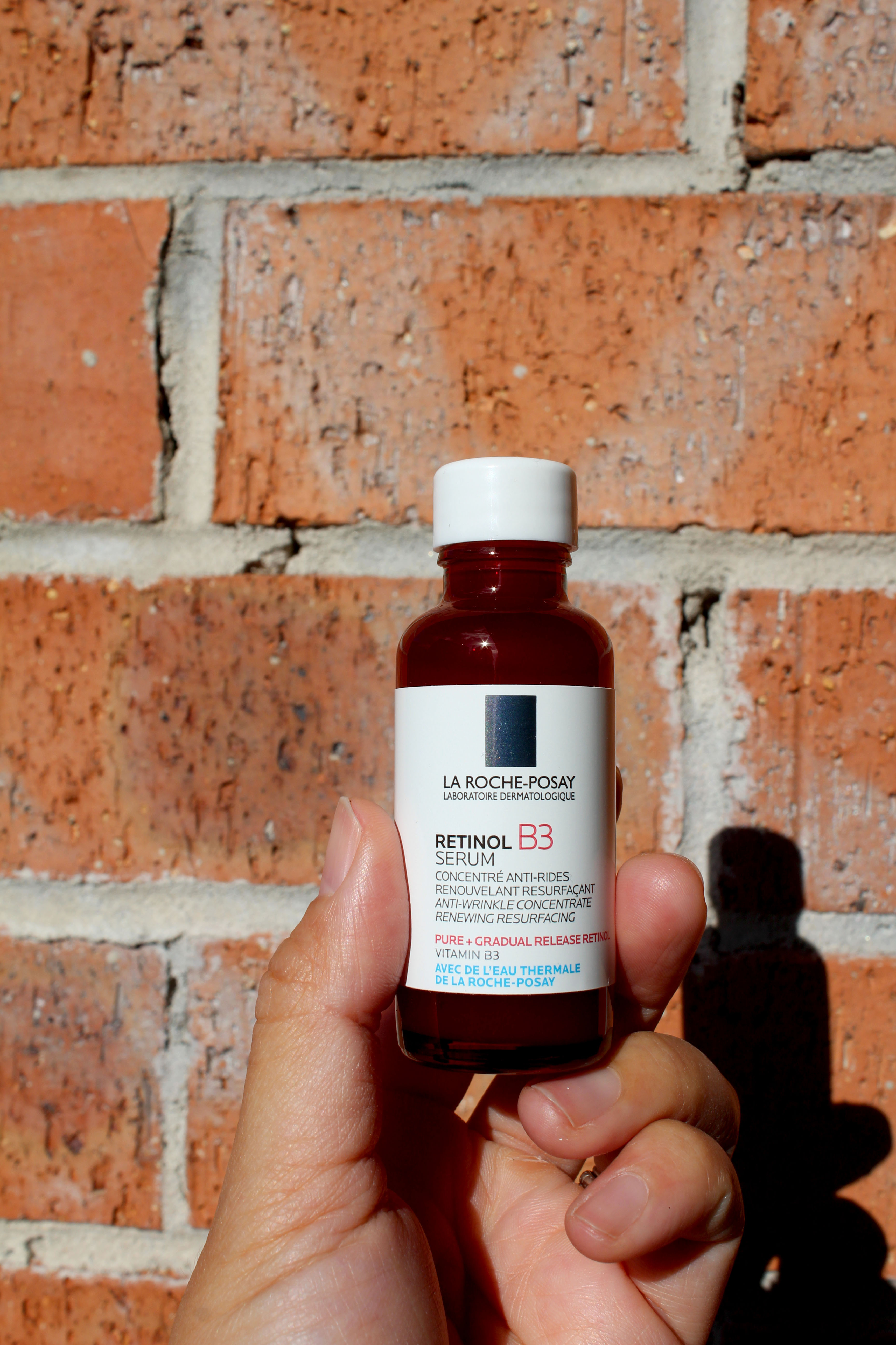 Review: La Roche-Posay's Retinol B3 Serum Makes Sensitive Skin Glow