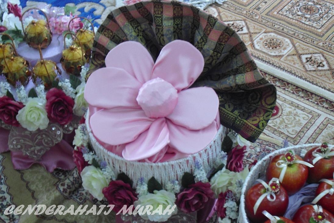 Kedai Cenderamata Murah: Pakej Gubahan Hantaran 