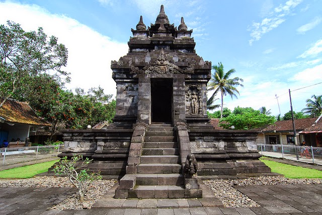 Candi Pawon  Pawon Temple