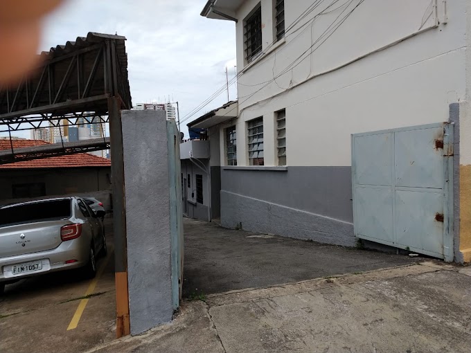 ACUSADO DE TRÁFICO E ADOLESCENTE DETIDO PELA GUARDA MUNICIPAL COM GRANDE QUANTIDADE DE DROGAS NA VILA CLÉO