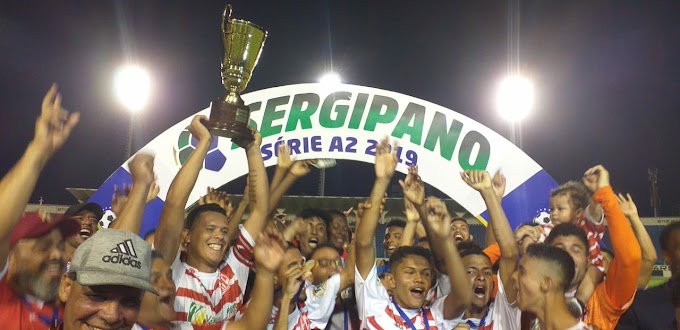 Maruinense perde e adia volta à série A1