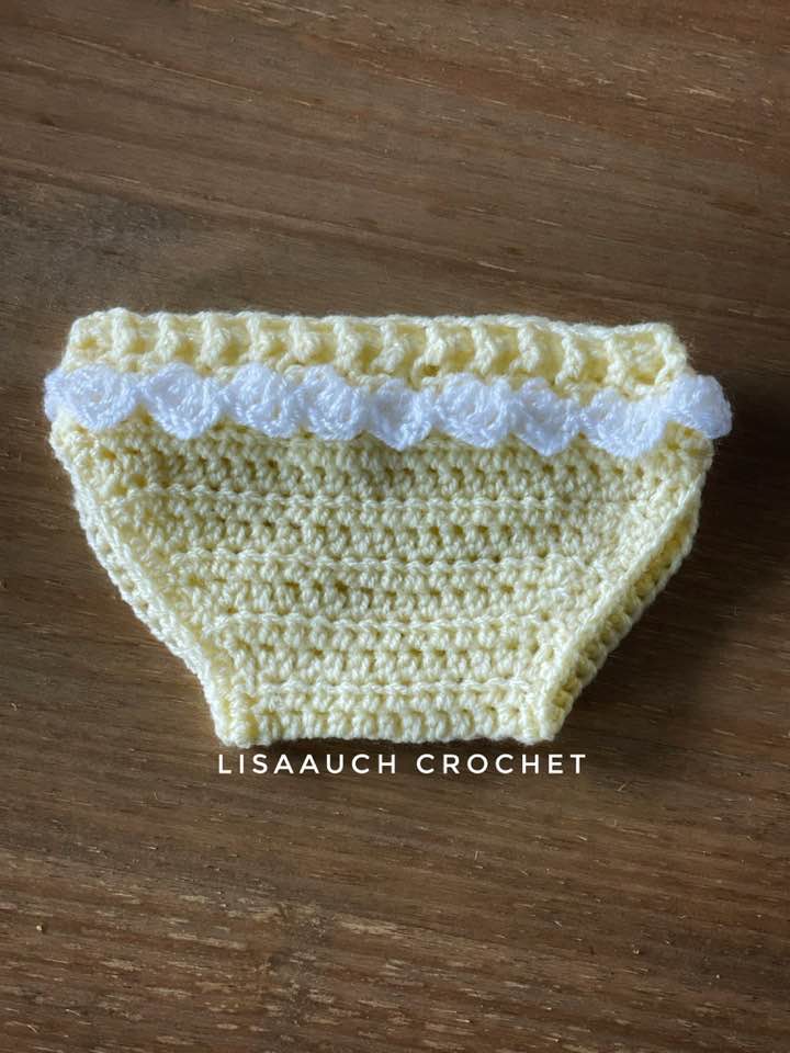 Diaper cover 0-3 months free crochet pattern