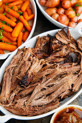 Slow Cooker Balsamic Glazed Roast Beef