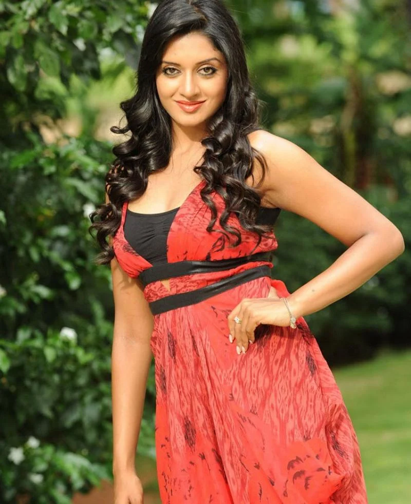 Vimala Raman Gorgeous Stills In Red Dress