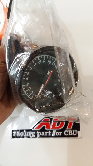 RPM TACHOMETER DAYTONA