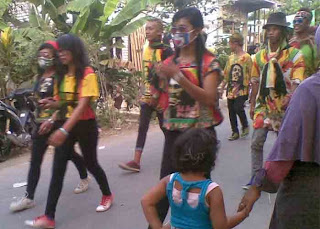 Lomba gerak jalan