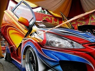 Toyota-Yaris-With-Airbrush