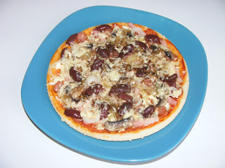 pizza, pizza la tigaie, retete de mancare, retete culinare, pizza de casa, mancaruri, pizza preparatedevis, 