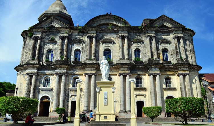 Travelog: Basilica de San Martin de Tours (Taal, Batangas)