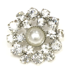 http://www.josyrose.com/p-Art_Deco_Diamant%C3%A9__Pearl_Button_Antique_Silver__18mm-9679.aspx