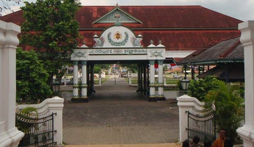 Istana Keraton Yogyakarta Objek Wisata Budaya dan Keindahan Jawa